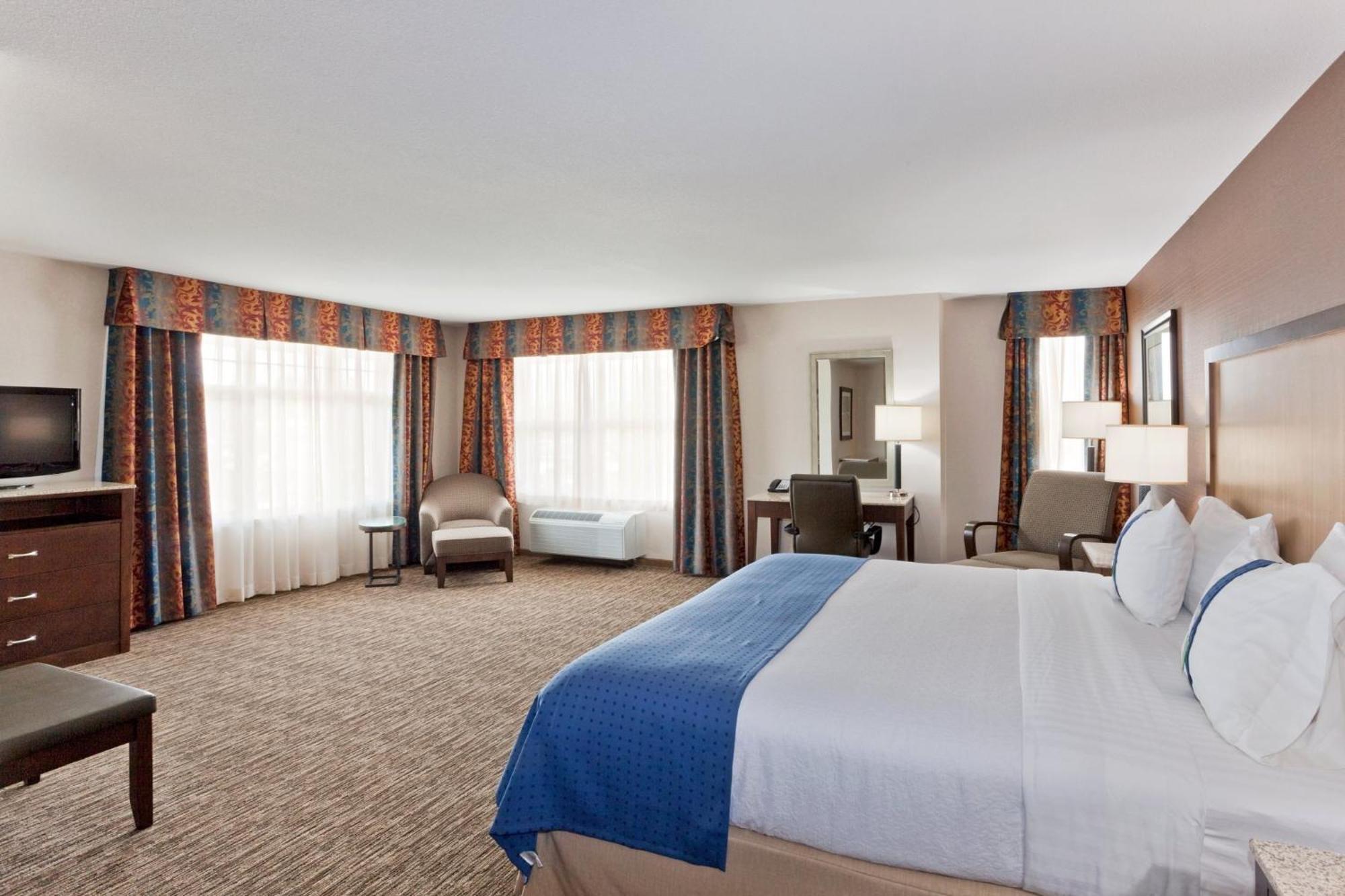 Holiday Inn Hotel & Suites Surrey East - Cloverdale By Ihg Exterior foto