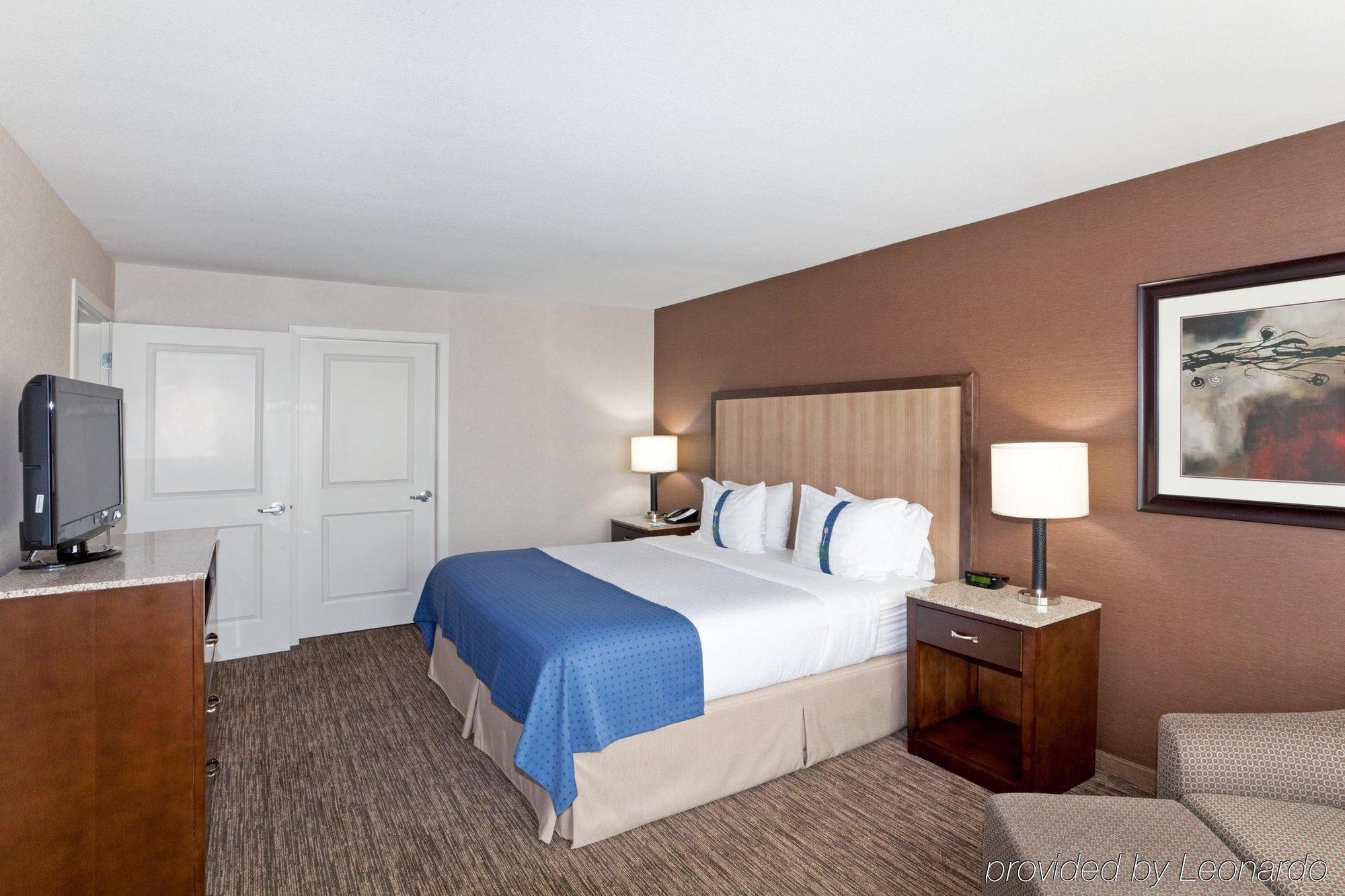 Holiday Inn Hotel & Suites Surrey East - Cloverdale By Ihg Zimmer foto